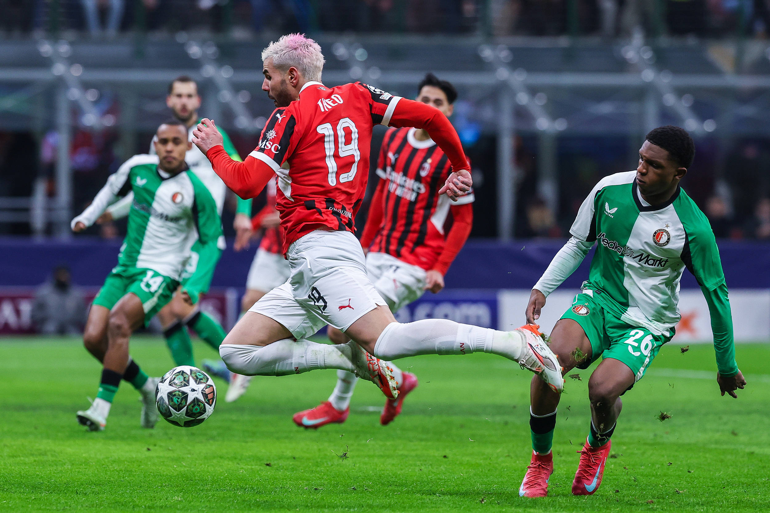 爱游戏网址-从AC米兰队长鼓劲备战荷甲到Ning与70激战德国队分钟，里昂今夜战术微调 