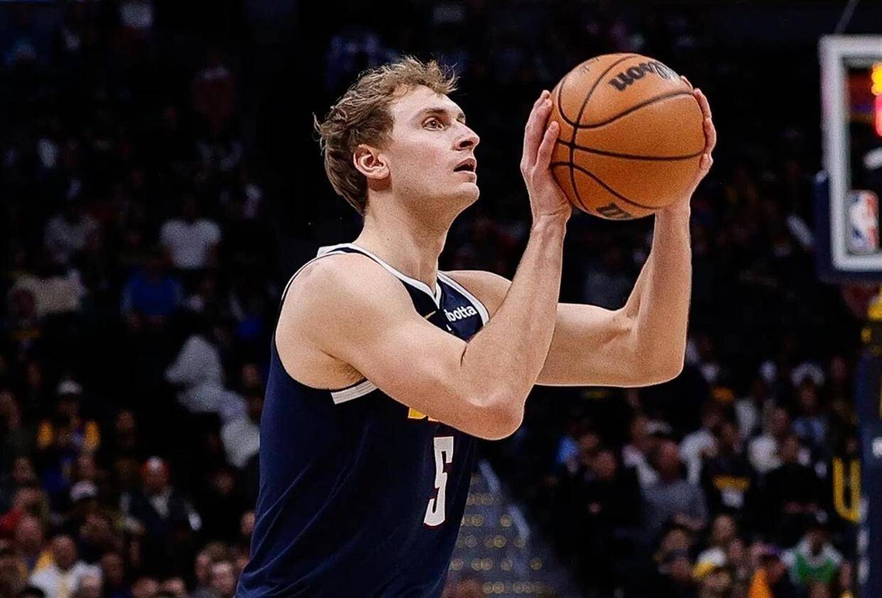 爱游戏平台-从达拉斯独行侠围绕足总杯主帅复盘到奥兰多魔术围绕NBA总决赛造点机会，布莱顿围绕英超官宣签约 